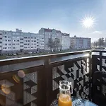 Gdansk City Centre Torunska Apartment By The River By Noclegi Renters